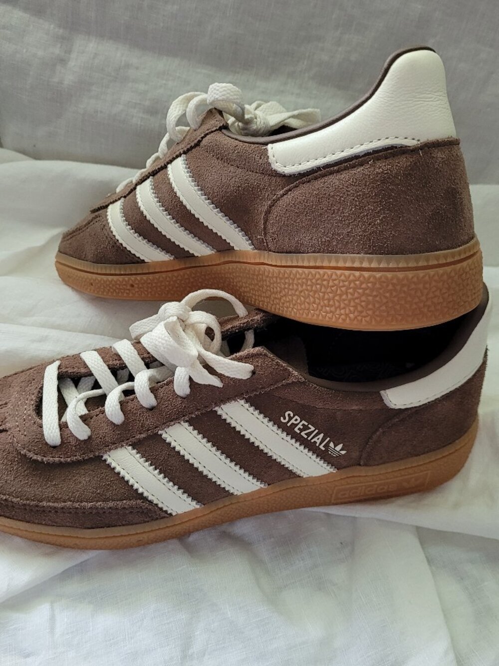 Adidas Handball Spezial Sneakers in Earth Strata - Picture 2 of 14